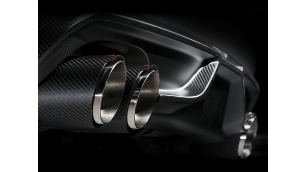 BMW X6 M F86 Akrapovic Evolution Line Titan